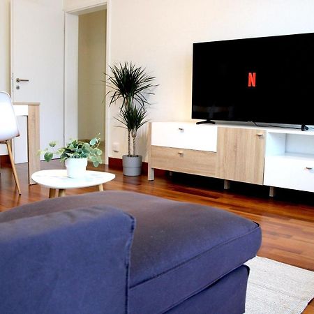 Cozy Apartment With Free Parking & Close To Lake Λουγκάνο Εξωτερικό φωτογραφία