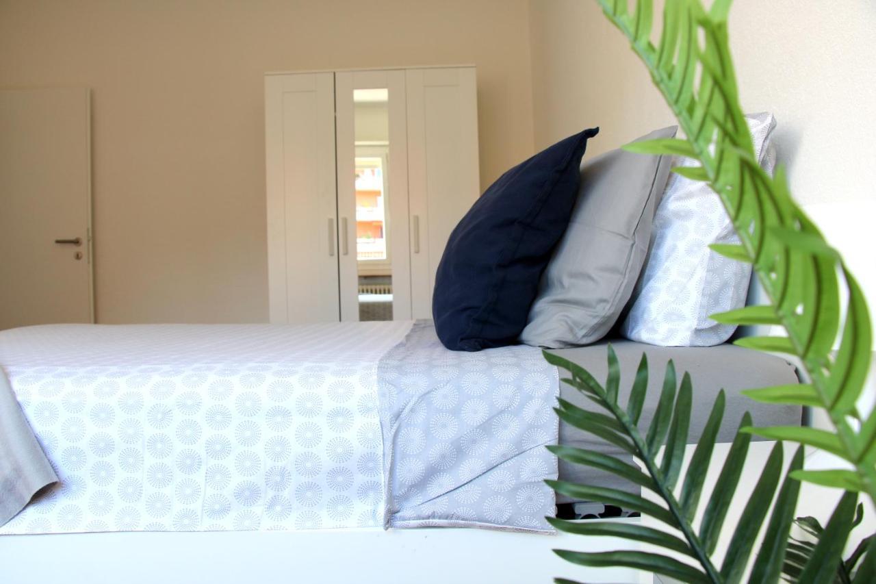 Cozy Apartment With Free Parking & Close To Lake Λουγκάνο Εξωτερικό φωτογραφία