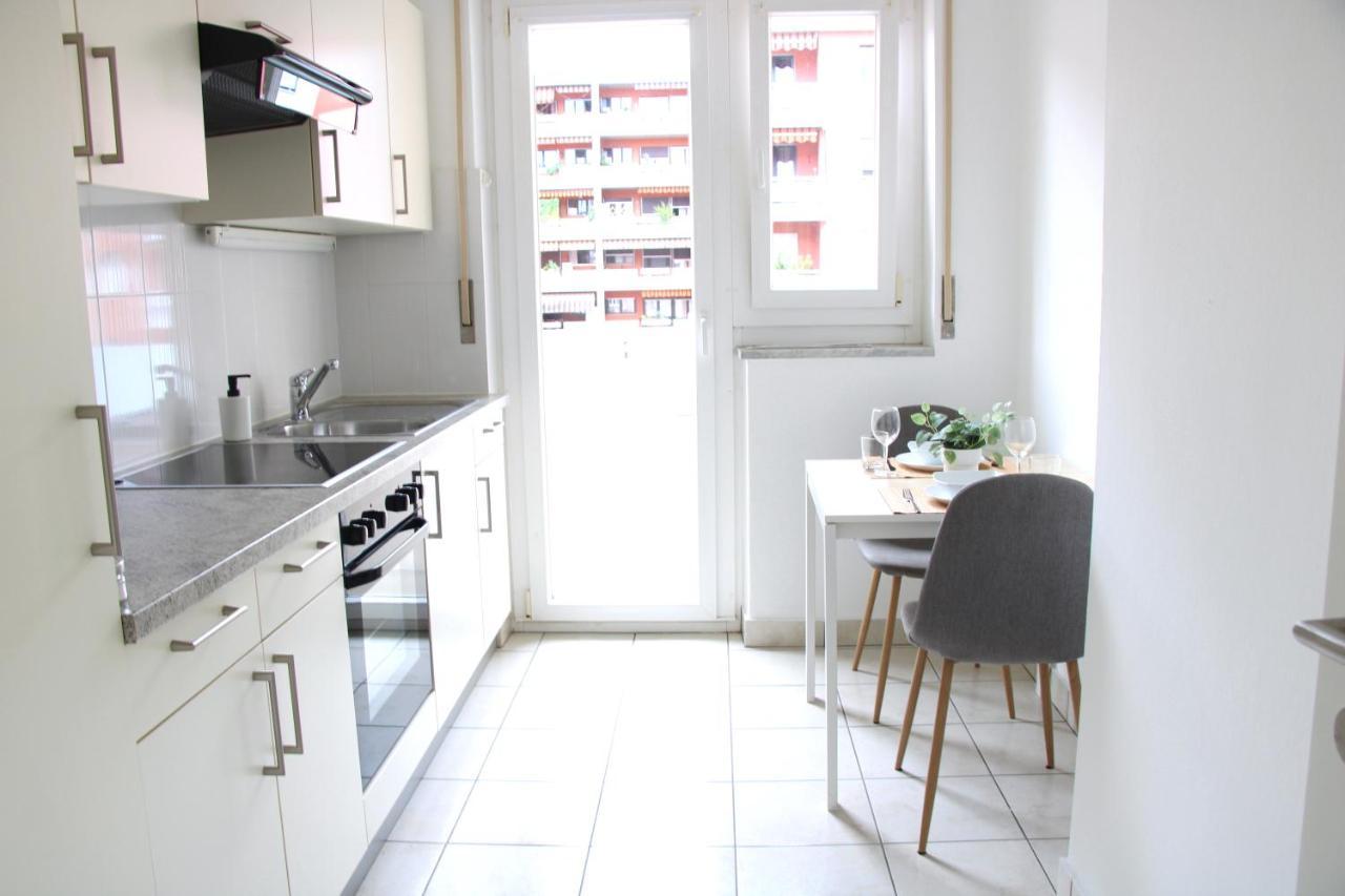 Cozy Apartment With Free Parking & Close To Lake Λουγκάνο Εξωτερικό φωτογραφία
